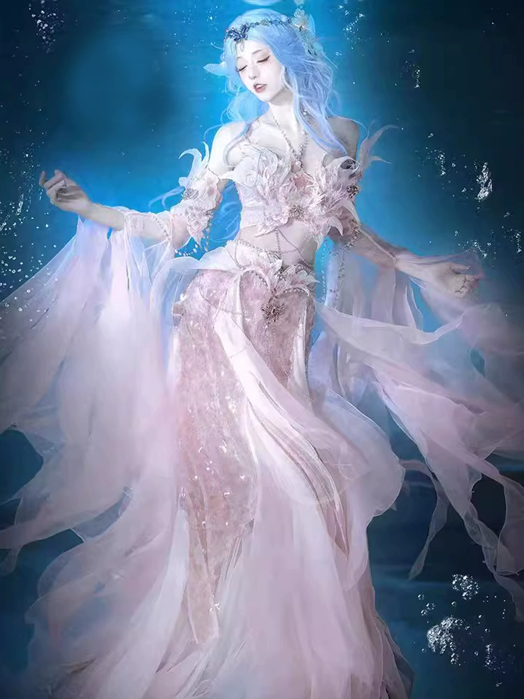 New Mermaid’s Tear Heavy Embroidery Tube-Top & Waist-High Skirt Set