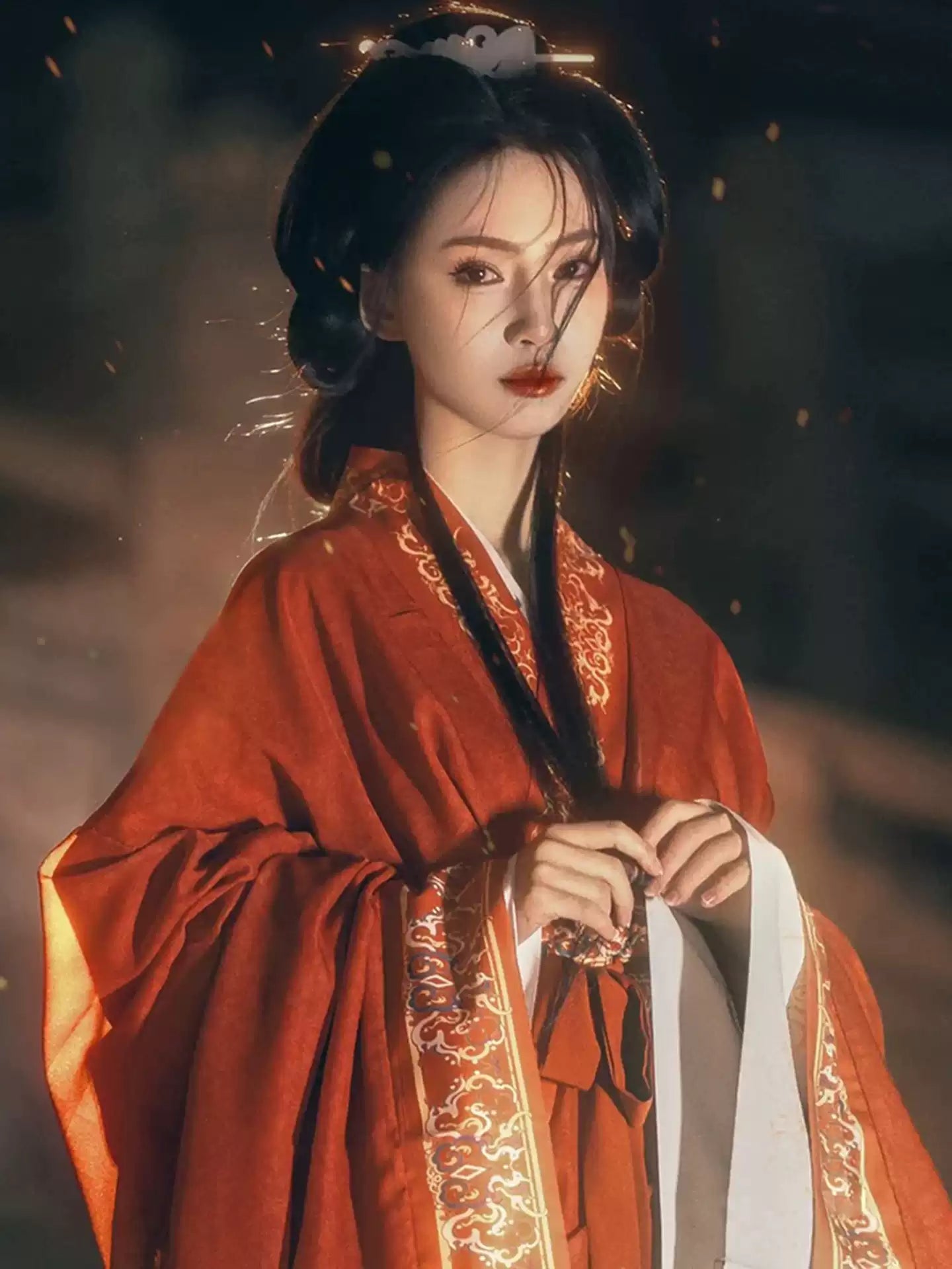 Red Graceful Flowing Long Sleeves Warring States Hanfu Robe - Historical Reproduction Version