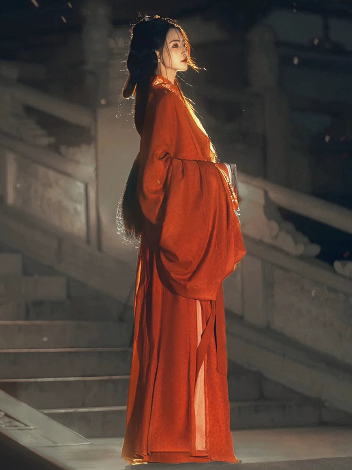 Red Graceful Flowing Long Sleeves Warring States Hanfu Robe - Historical Reproduction Version